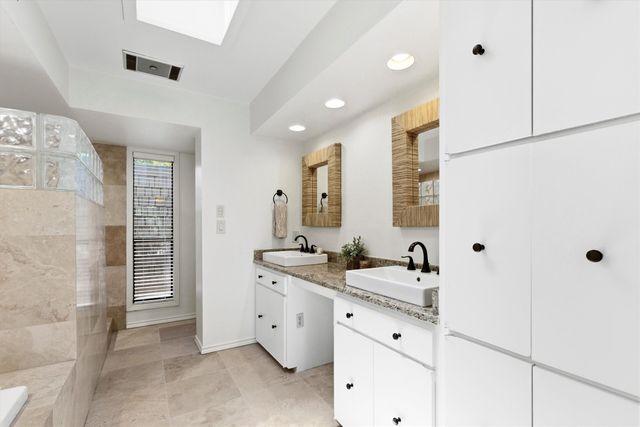 111 Fairway Village Drive, Trophy Club, TX 76262