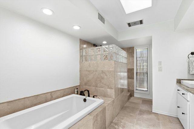 111 Fairway Village Drive, Trophy Club, TX 76262