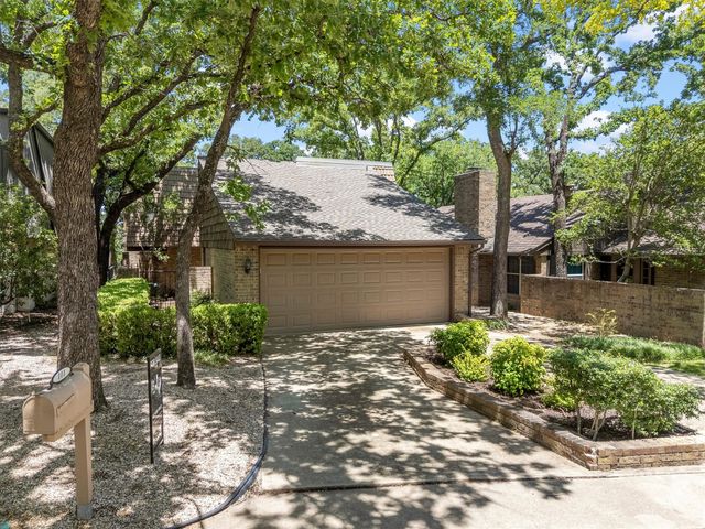 111 Fairway Village Drive, Trophy Club, TX 76262