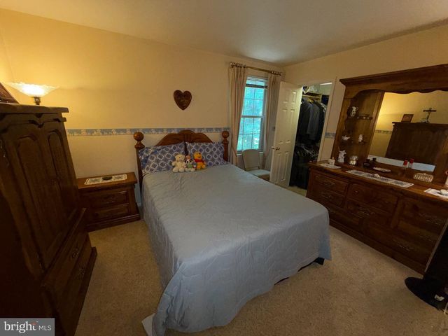 32 BATTERY HILL DR, Voorhees, NJ 08043