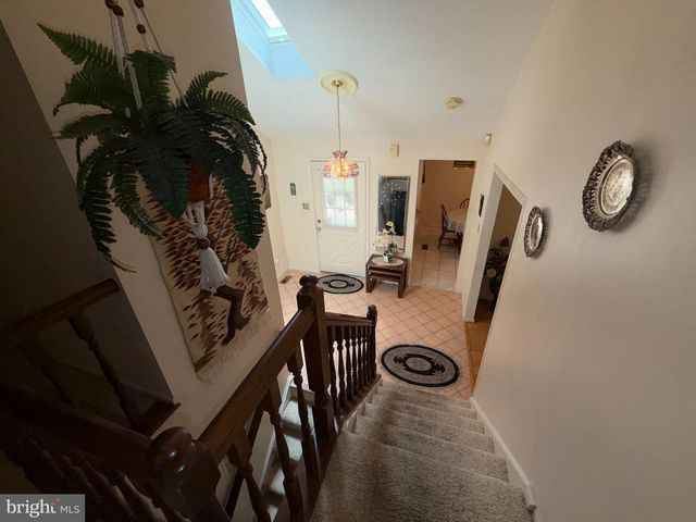 32 BATTERY HILL DR, Voorhees, NJ 08043