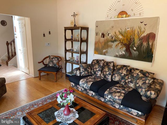 32 BATTERY HILL DR, Voorhees, NJ 08043