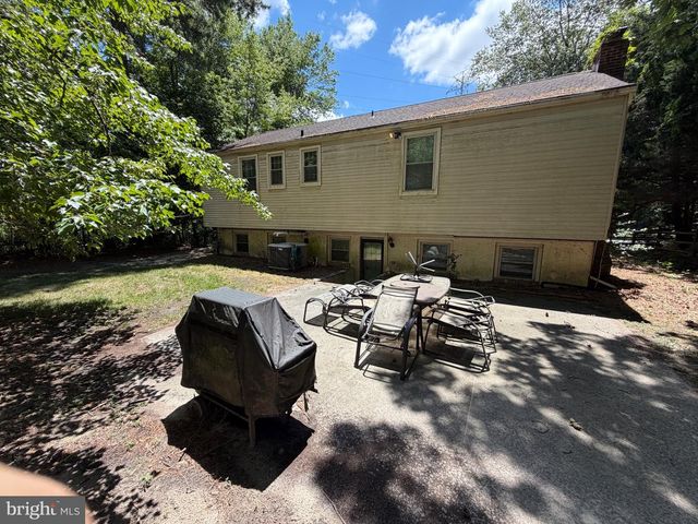 32 BATTERY HILL DR, Voorhees, NJ 08043