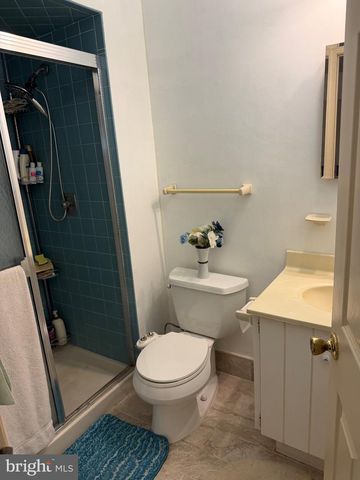 32 BATTERY HILL DR, Voorhees, NJ 08043