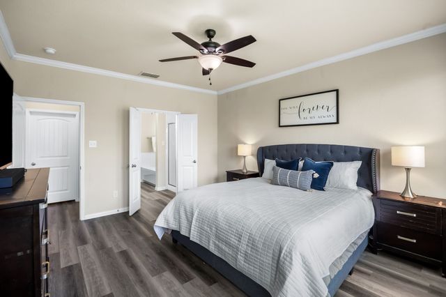 1701 Ridge Creek Lane, Aubrey, TX 76227