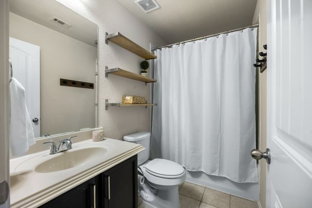 1701 Ridge Creek Lane, Aubrey, TX 76227
