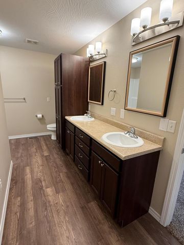 4427 W Delmar Street, Springfield, MO 65802