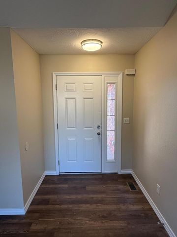 4427 W Delmar Street, Springfield, MO 65802