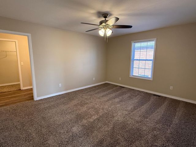 4427 W Delmar Street, Springfield, MO 65802