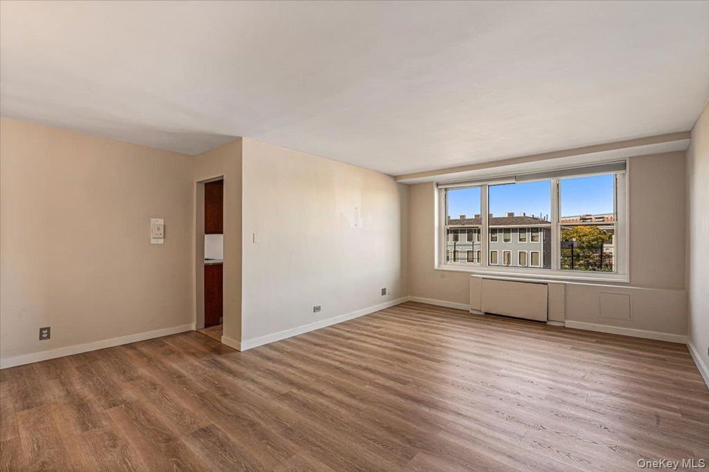 211-65 23rd. Avenue 3B, Bayside, NY 11360 — photo 5