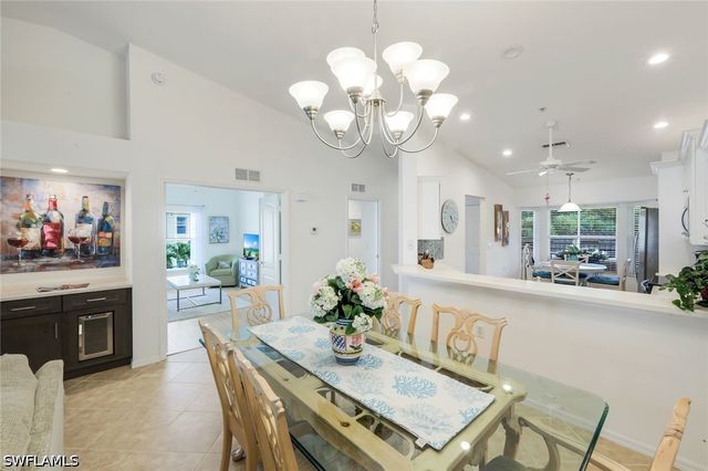 2760 Cypress Trace CIR 2528, Naples, FL 34119