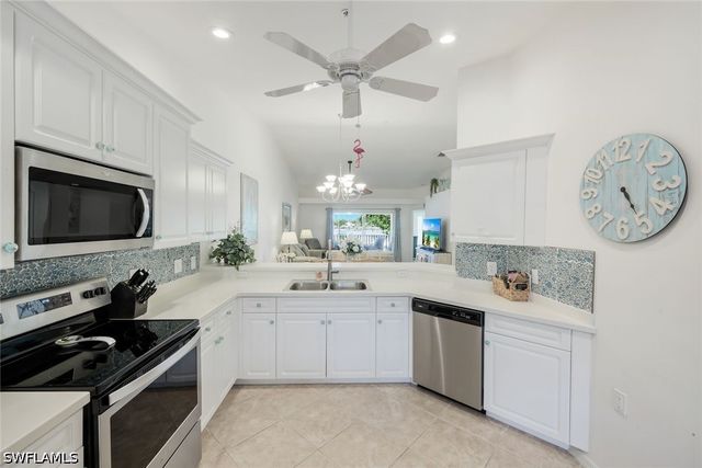 2760 Cypress Trace CIR 2528, Naples, FL 34119