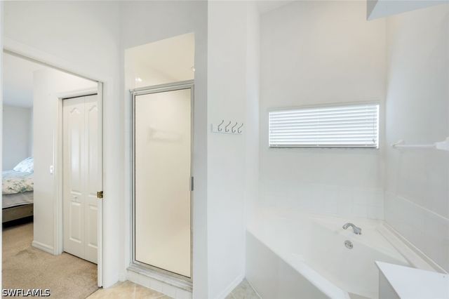 2760 Cypress Trace CIR 2528, Naples, FL 34119