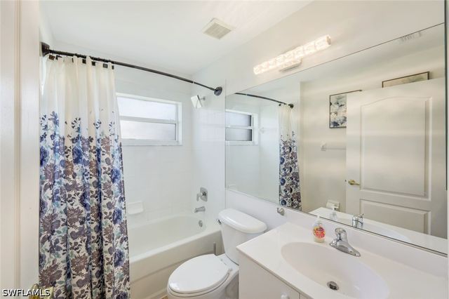 2760 Cypress Trace CIR 2528, Naples, FL 34119