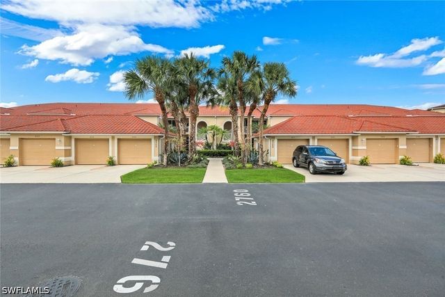 2760 Cypress Trace CIR 2528, Naples, FL 34119