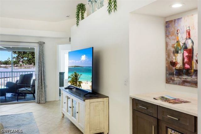 2760 Cypress Trace CIR 2528, Naples, FL 34119