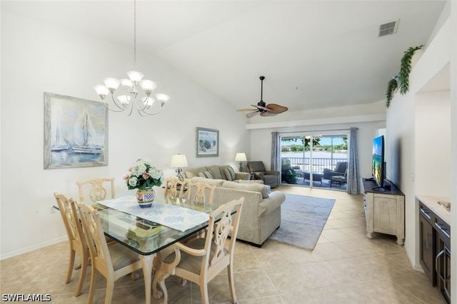 2760 Cypress Trace CIR 2528, Naples, FL 34119