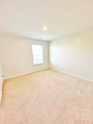 163 Hogan Drive, Richmond Hill, GA 31324