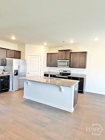 163 Hogan Drive, Richmond Hill, GA 31324