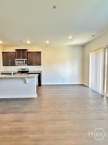 163 Hogan Drive, Richmond Hill, GA 31324