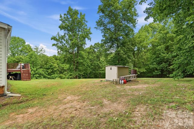3307 Baltimore Road, East Bend, NC 27018
