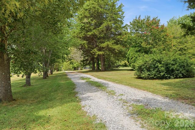 3307 Baltimore Road, East Bend, NC 27018