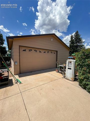 807 Dunston Street, Colorado Springs, CO 80907