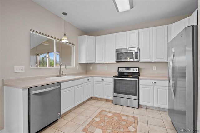 10054 Kingston Court, Highlands Ranch, CO 80130