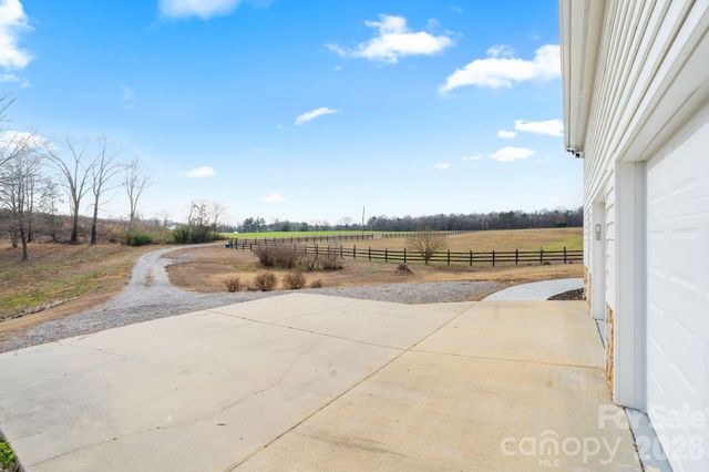 940 Wade Funderburk Road, Pageland, SC 29728