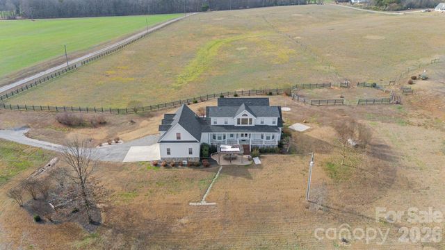 940 Wade Funderburk Road, Pageland, SC 29728