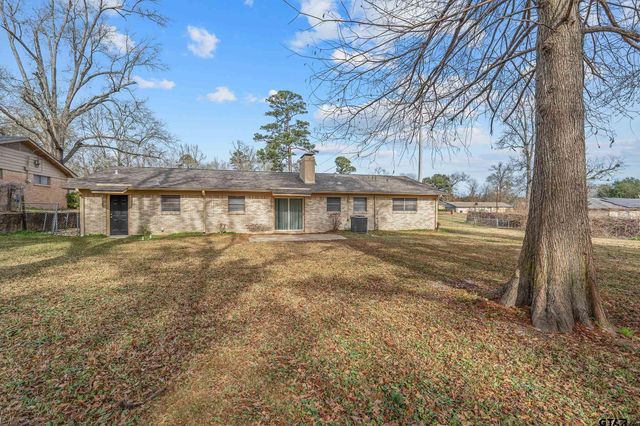 7576 Brookhollow, Tyler, TX 75707