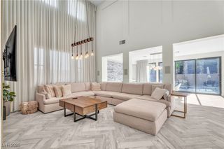 9885 Shadycrest Court, Las Vegas, NV 89148