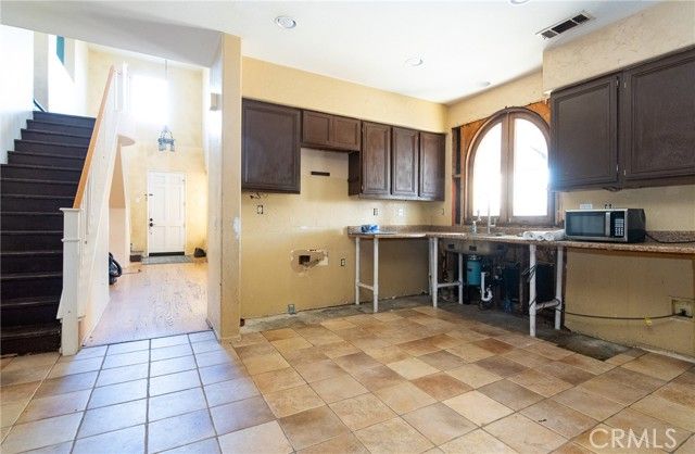 276 Cambria, Carson, CA 90745