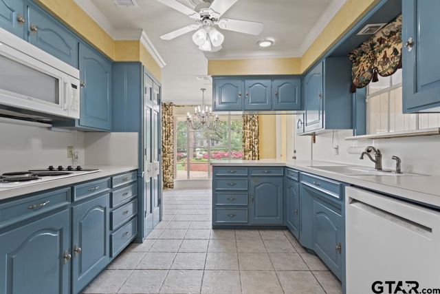 4021 New Copeland Rd, Tyler, TX 75701