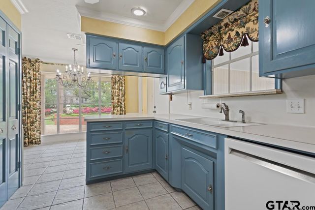 4021 New Copeland Rd, Tyler, TX 75701