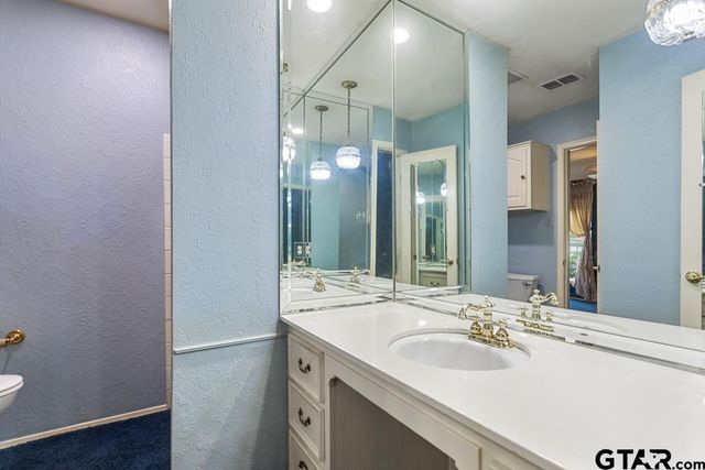 4021 New Copeland Rd, Tyler, TX 75701