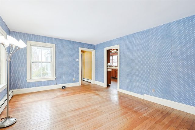 218 High St, North Attleboro, MA 02760