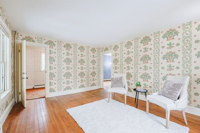 218 High St, North Attleboro, MA 02760