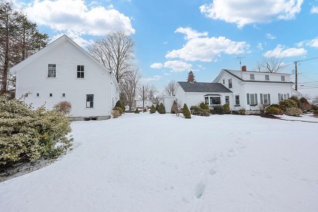 218 High St, North Attleboro, MA 02760