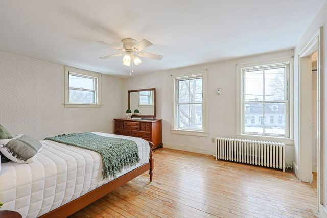 218 High St, North Attleboro, MA 02760