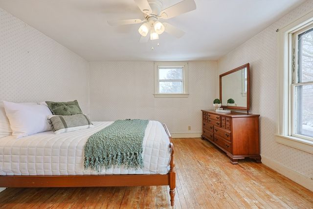 218 High St, North Attleboro, MA 02760