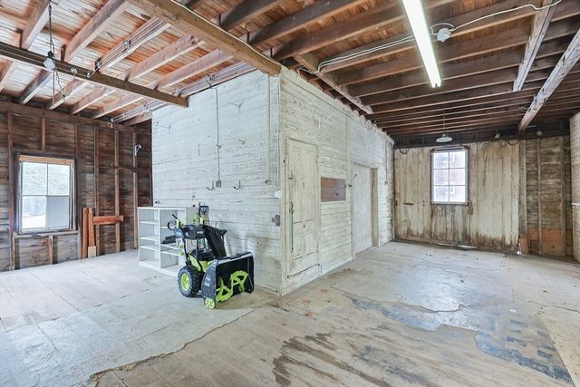 218 High St, North Attleboro, MA 02760