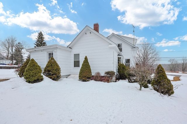 218 High St, North Attleboro, MA 02760