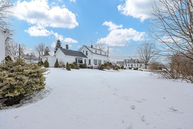 218 High St, North Attleboro, MA 02760