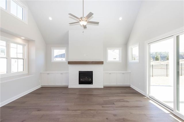 563 Pearl Street, Cumming, GA 30040