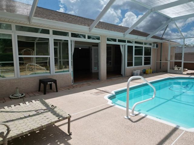 12125 KNOTTY PINE LOOP, San Antonio, FL 33576