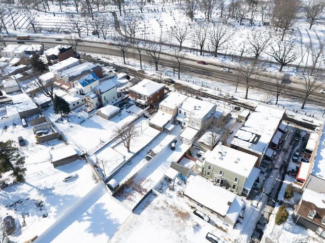 108 Jackie Robinson Parkway, Brooklyn, NY 11207