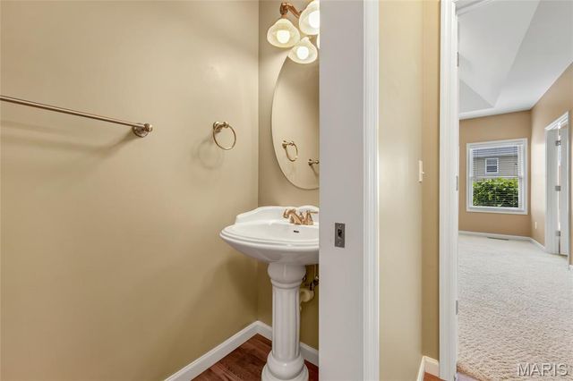 1266 Harmony Lake Drive, St Peters, MO 63376
