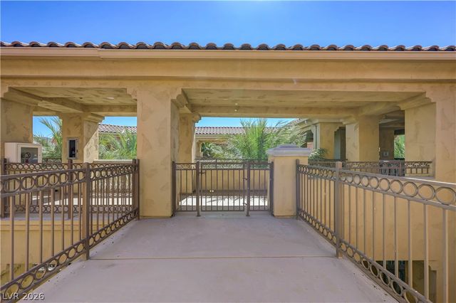 15 Via Mantova 401, Henderson, NV 89011