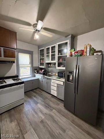 9916 Aetna Road, Cleveland, OH 44105